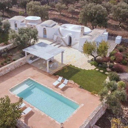 Td Lamiamola Stylish Trulli Lamie With Pool * Ostuni
