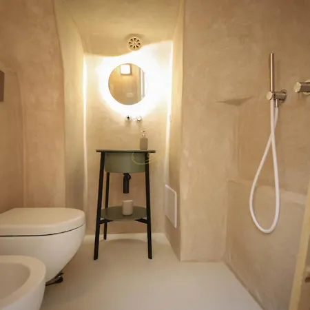 Holiday home Td Lamiamola Stylish Trulli & Lamie With Pool